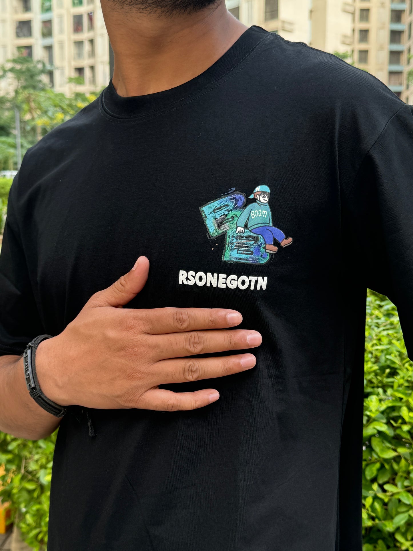 oversized t-shirt