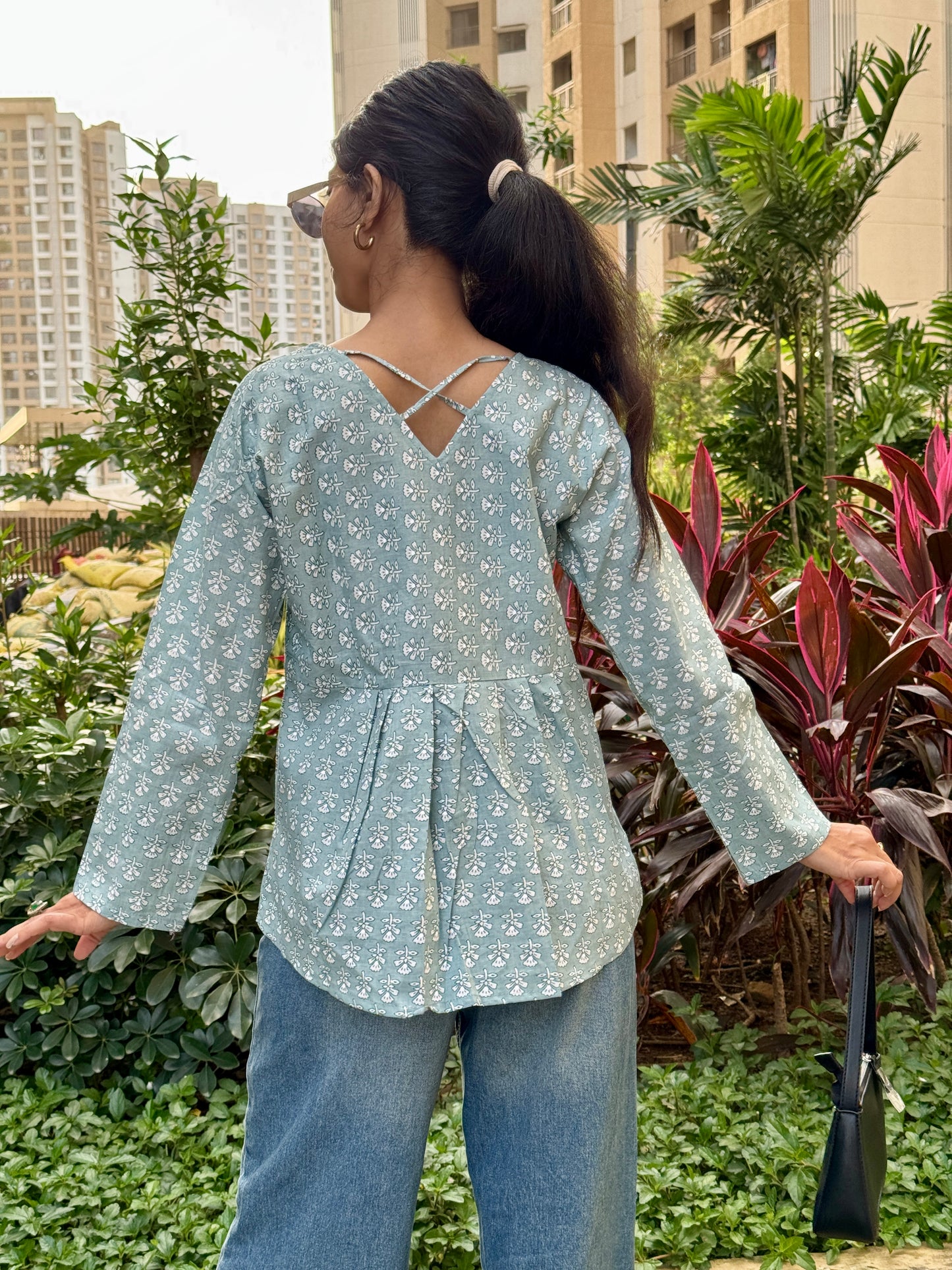 🌸 Printed Cotton Short Kurti – 4 Vibrant Shades